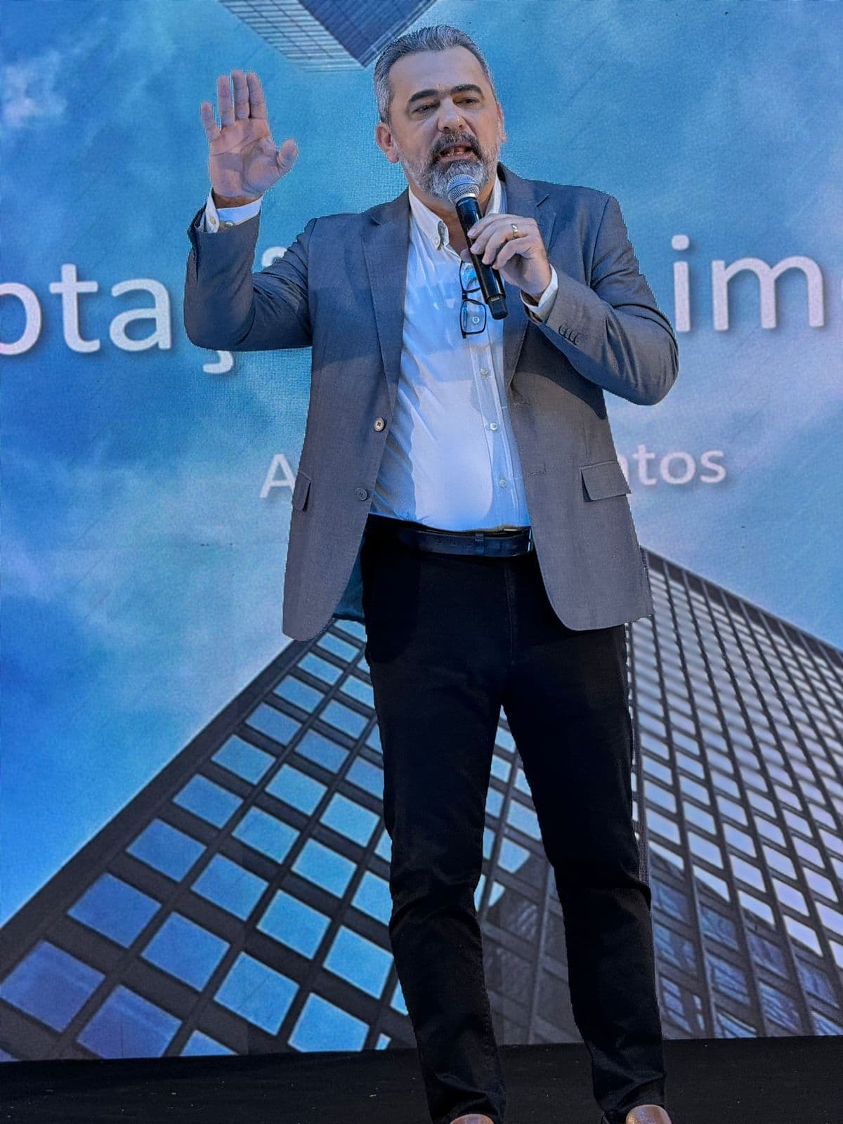 PRESIDENTE DO CRECI-MT ALERTA PARA RISCOS DA REFORMA TRIBUTÁRIA E DEFENDE REDUÇÃO DE ALÍQUOTAS PARA EVITAR COLAPSO NO SETOR IMOBILIÁRIO